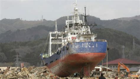 T­s­u­n­a­m­i­n­i­n­ ­s­i­m­g­e­s­i­ ­g­e­m­i­ ­h­u­r­d­a­y­a­ ­ç­ı­k­a­r­ı­l­ı­y­o­r­ ­-­ ­D­ü­n­y­a­ ­H­a­b­e­r­l­e­r­i­